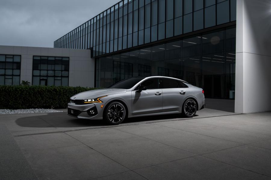  Kia K5 GT-Line AWD 2020 года  (NA) (фото 7 из 31)